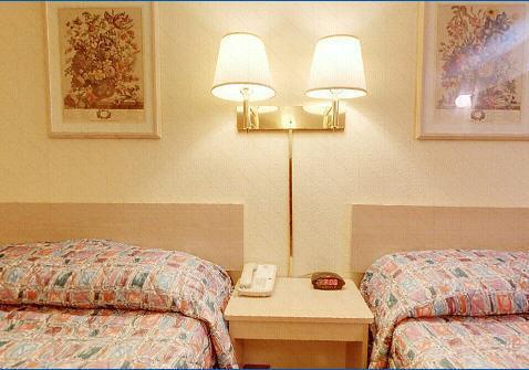Americas Best Value Inn And Suites Carbondale Habitación foto