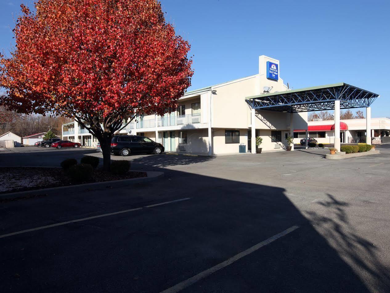 Americas Best Value Inn And Suites Carbondale Exterior foto